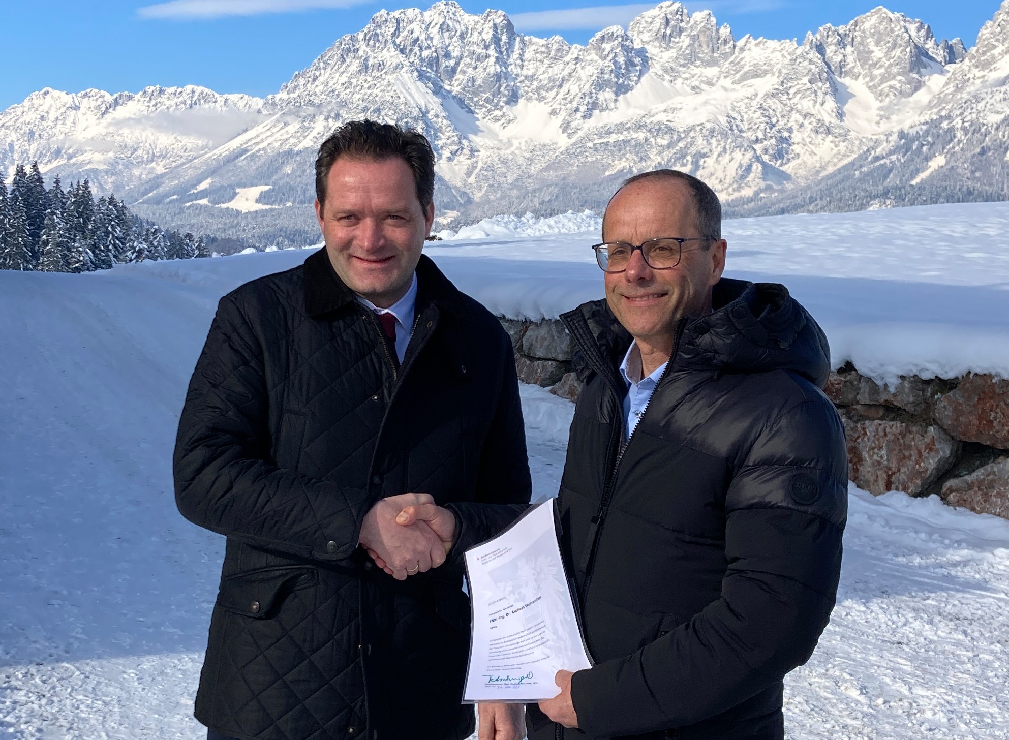 Bundesminister Norbert Totschnig ernennt Dr. Andreas Steinwidder zum Leiter der Forschungsanstalt in Gumpenstein.