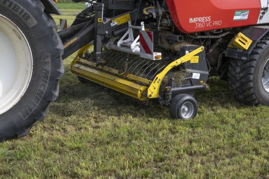 Pöttinger Impress 3000: An der Pendel-Pick-up, am nach oben drehenden „Liftup“-Rotor und am 32-Messer-Schneidwerk wurde nichts verändert.