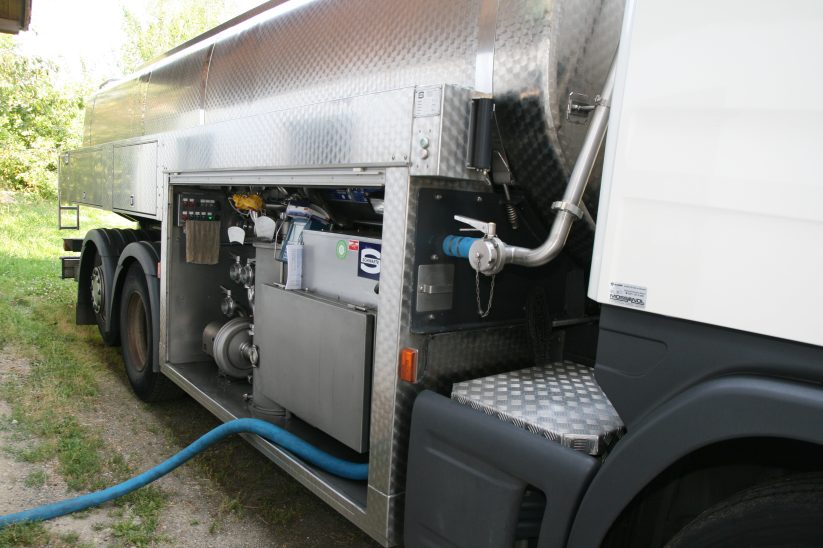 Milchabholung, Tankwagen, Molkerei